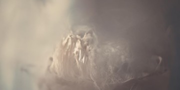 胸骨有多脆弱究竟是哪首歌？