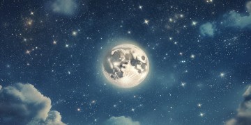 你像那天上月亮究竟是哪首歌？